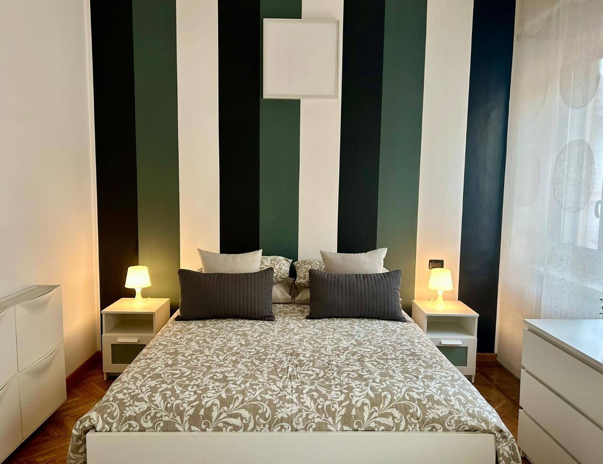 Aparthotel Santhry House Torino Esterno foto